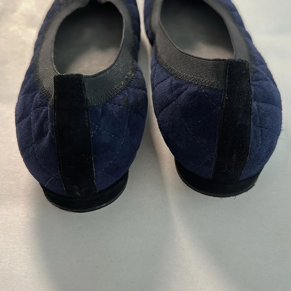 Stuart Weitzman Quilted Suede Ballet flats round toe navy black Size 7 1/2 - Picture 4 of 12